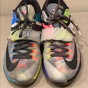 Kd “what the” sneakers